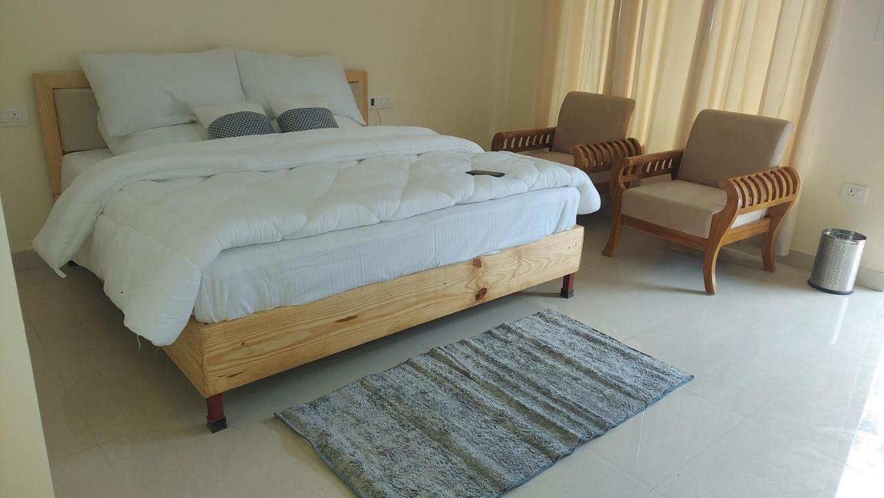 Hotel Anandam Phata Luaran gambar