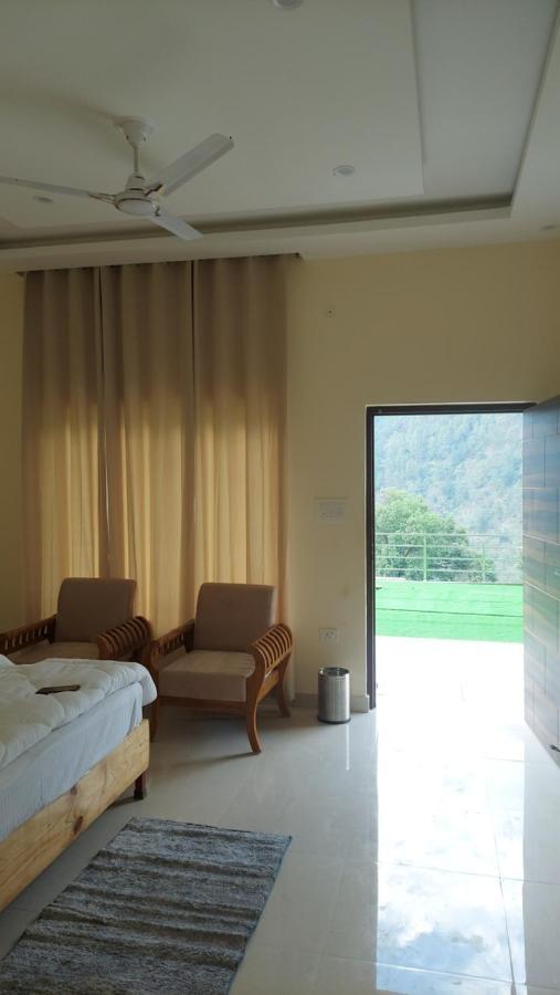 Hotel Anandam Phata Luaran gambar